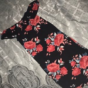 Beautiful Rose Detail “Discreet” Dress